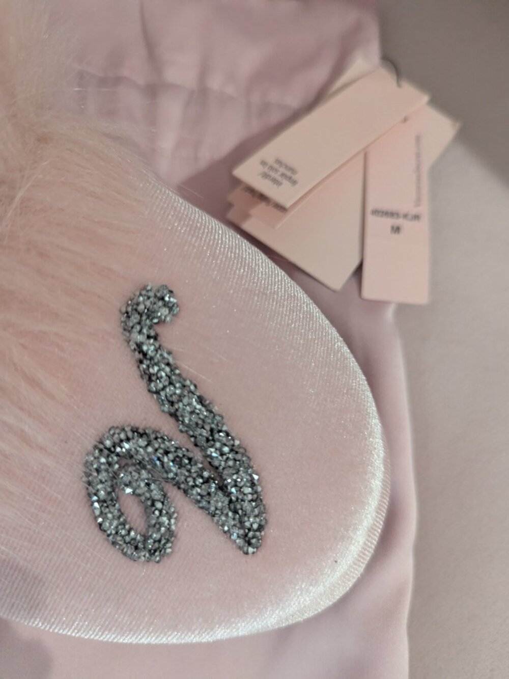 Victoria Secret Faux Fur Bling V Slippers - Picture 2 of 6